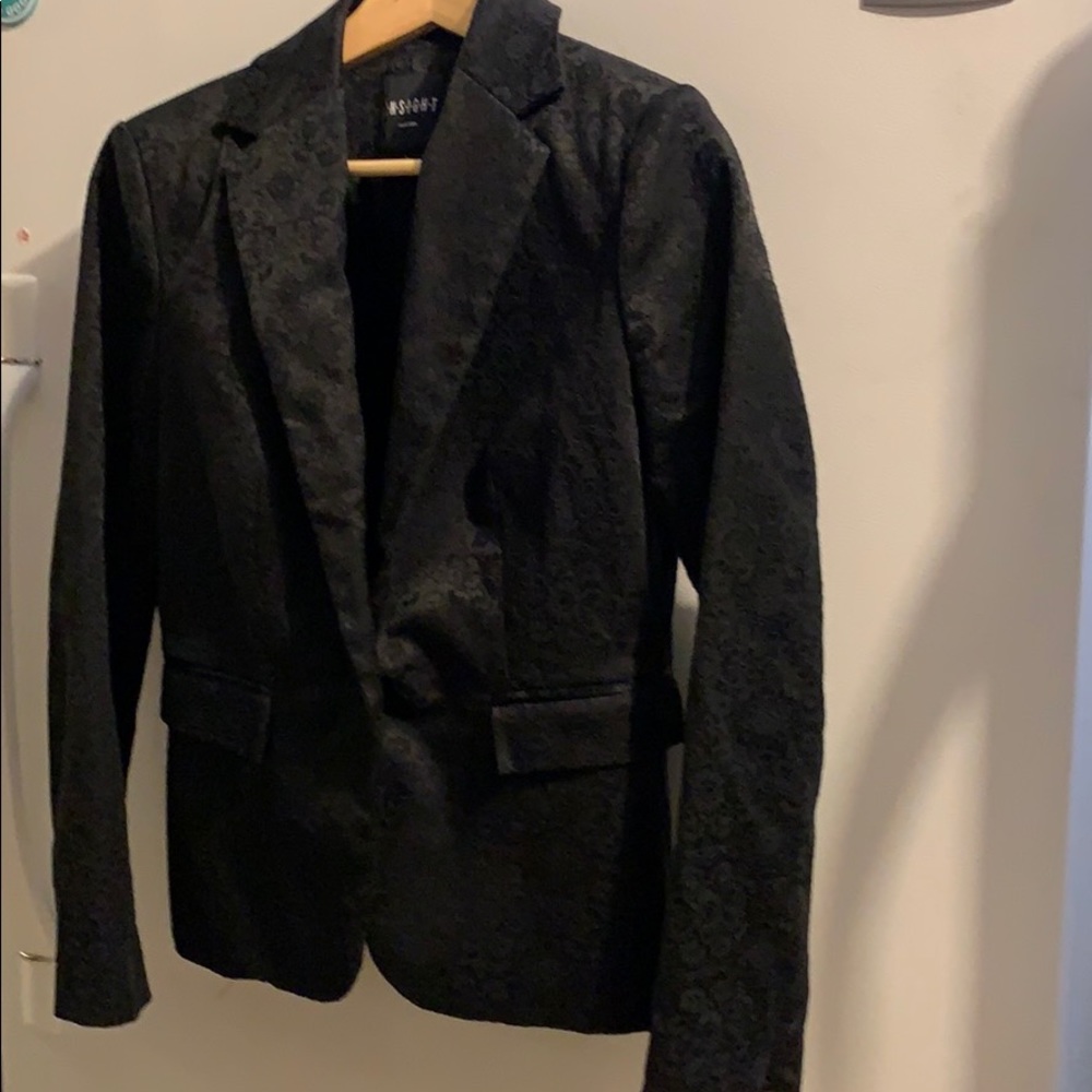 Insight New York blazer size 8. Black brocade